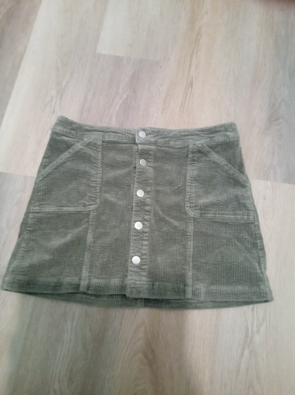 Wild Fable Sz 12 Olive Green Corduroy Button-Front Mini Skirt w/Patch Pockets